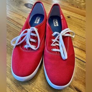 Keds Women's Champion Canvas Lace Up Sneaker Size 9 Red